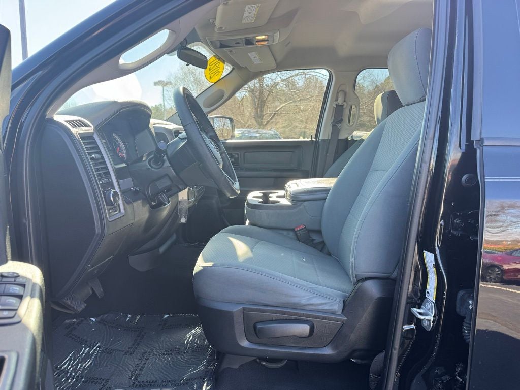 2020 RAM 1500 Classic Express