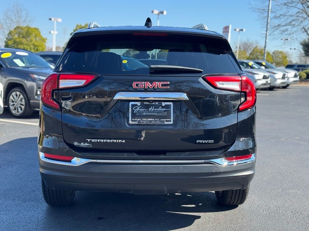 2023 GMC Terrain SLT