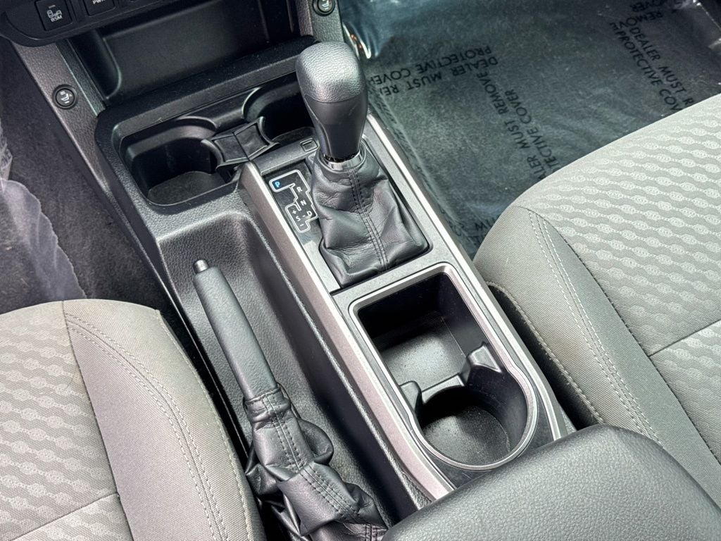 2022 Toyota Tacoma SR5 V6