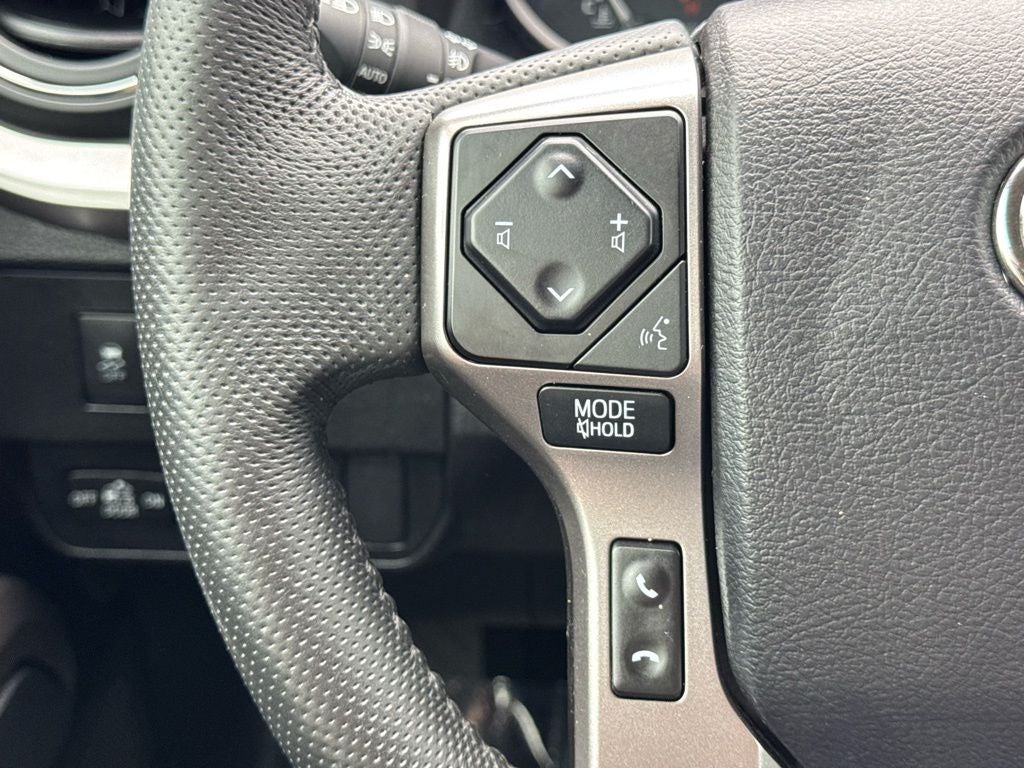 2022 Toyota Tacoma SR5 V6