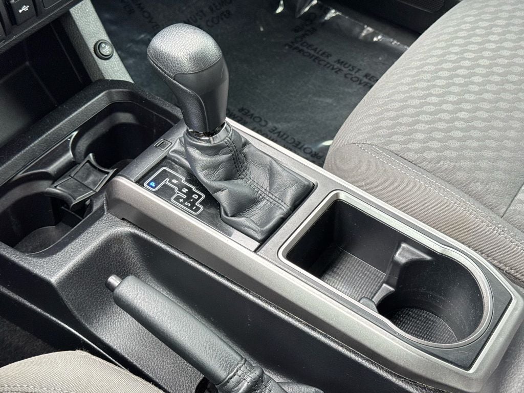 2022 Toyota Tacoma SR5 V6