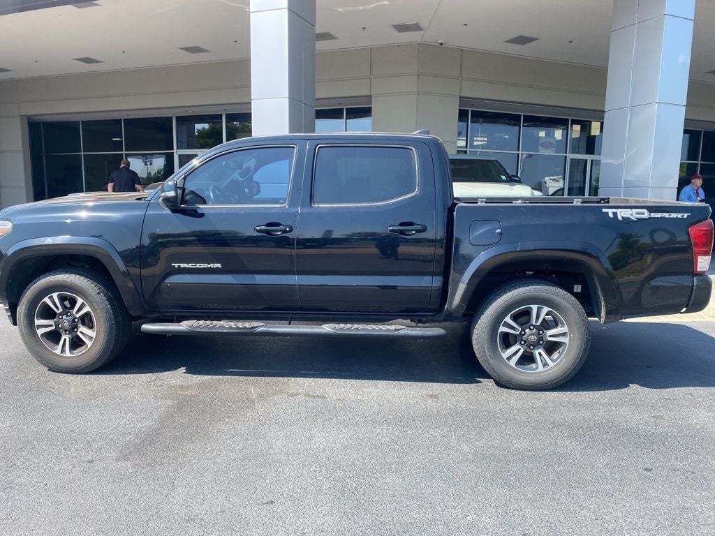 2017 Toyota Tacoma SR5 V6