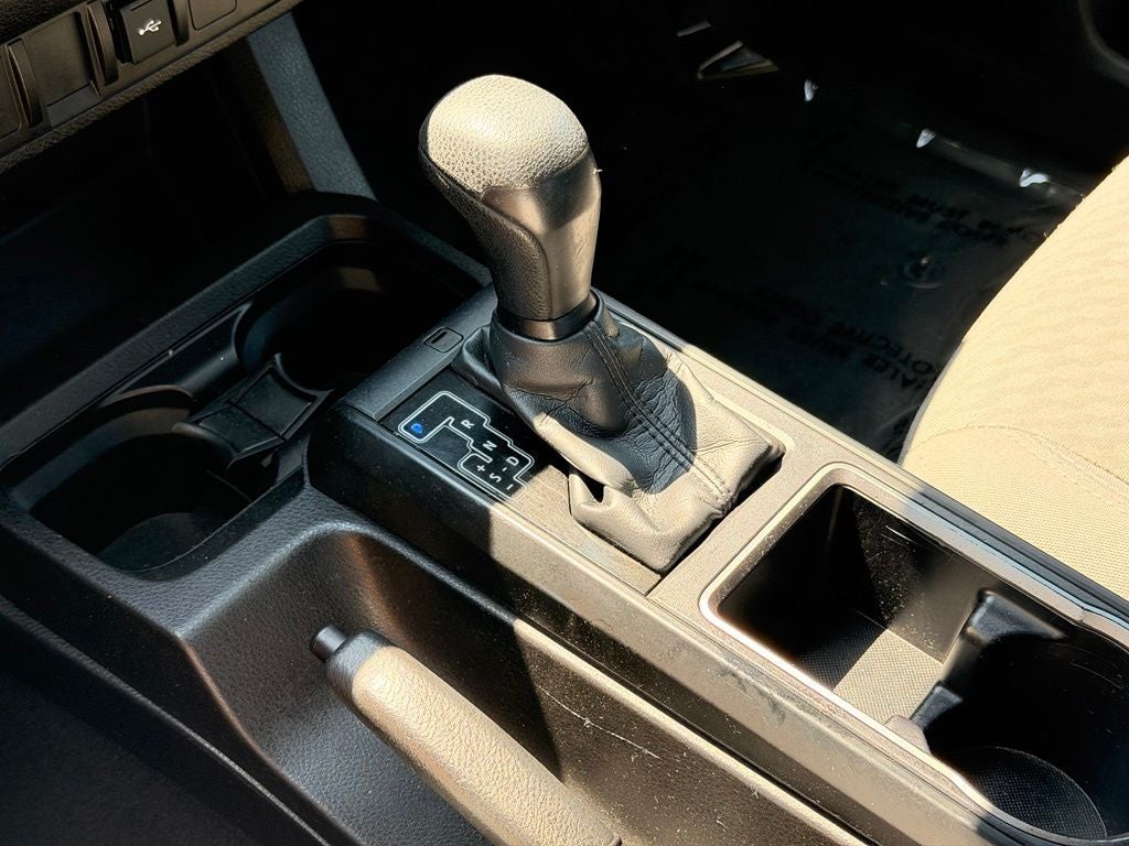 2022 Toyota Tacoma SR