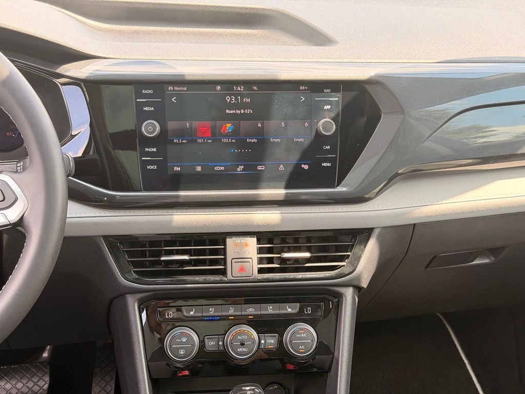 2023 Volkswagen Taos 1.5T SEL