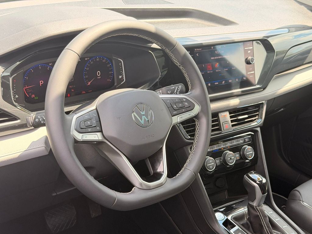 2023 Volkswagen Taos 1.5T SEL