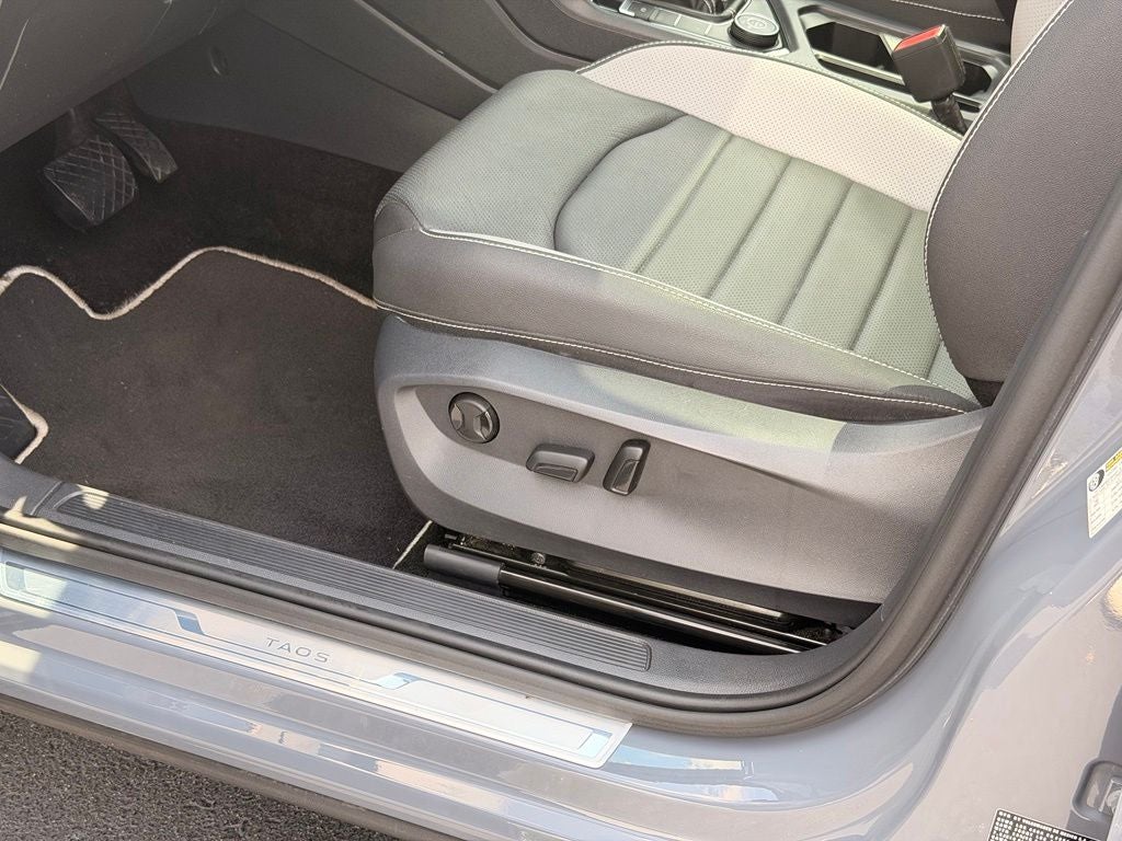 2023 Volkswagen Taos 1.5T SEL