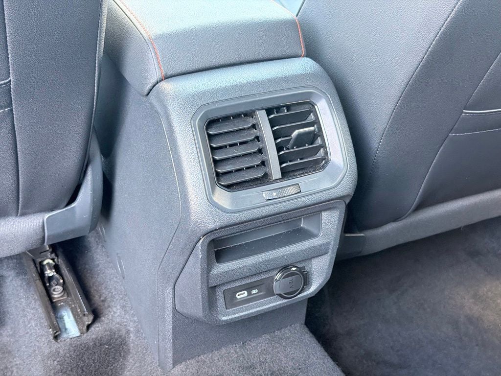 2024 Volkswagen Tiguan 2.0T Wolfsburg Edition