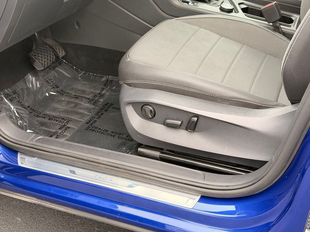 2024 Volkswagen Taos 1.5T SE