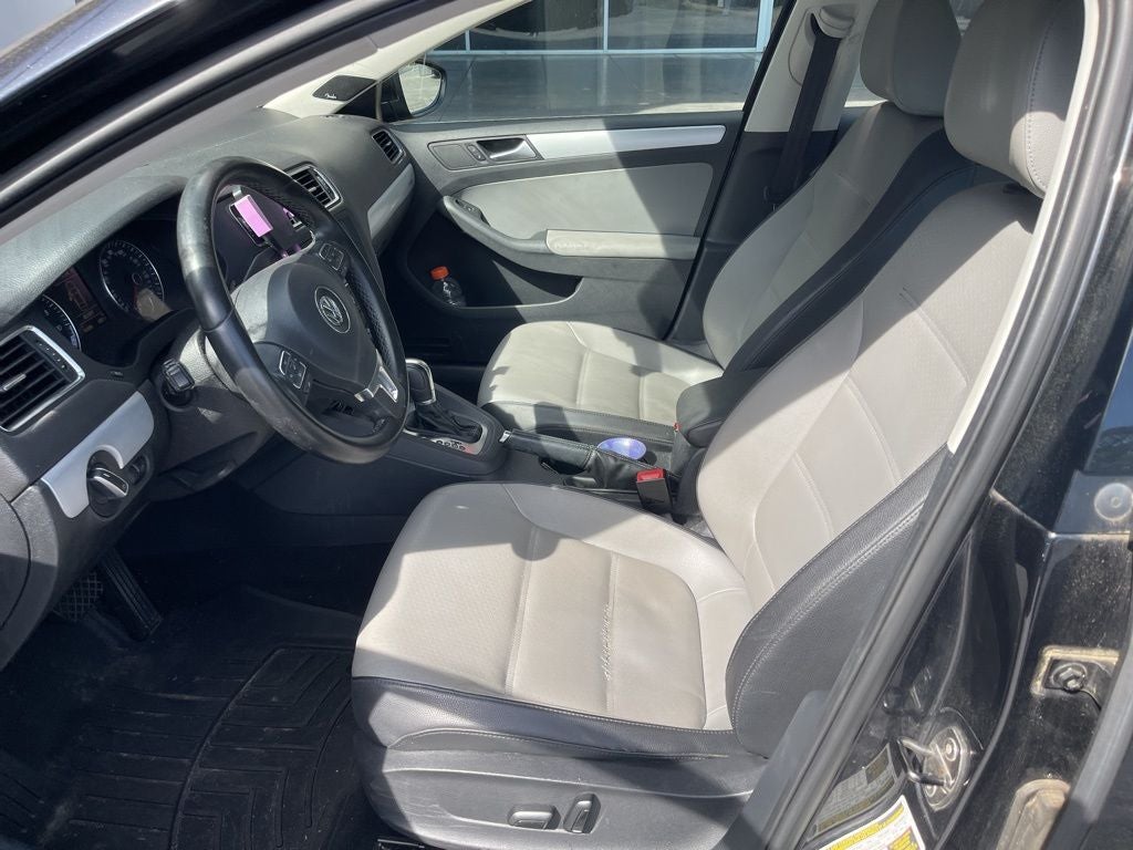 2013 Volkswagen Jetta Hybrid SEL Premium