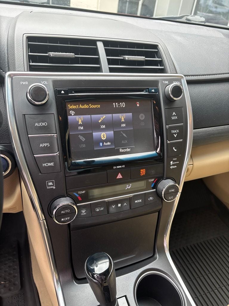 2017 Toyota Camry Hybrid XLE