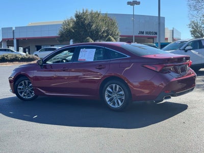 2019 Toyota Avalon XLE