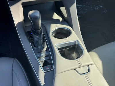 2019 Toyota Avalon XLE