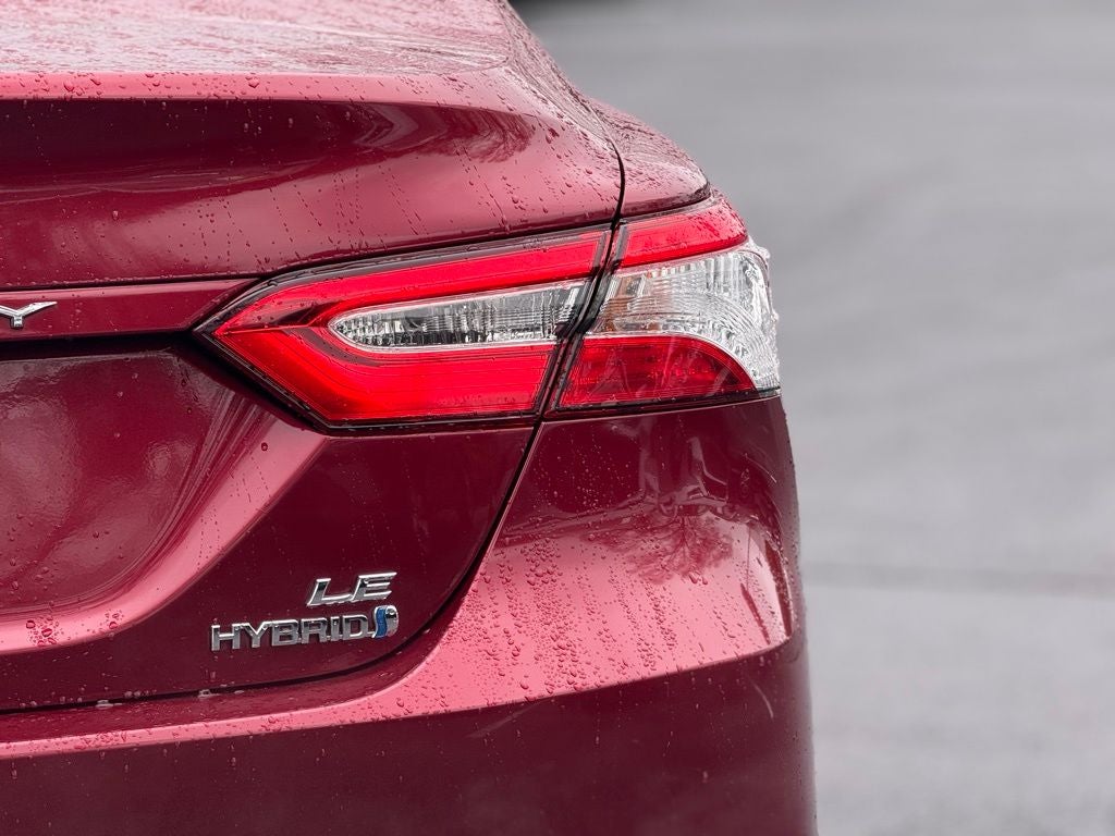 2020 Toyota Camry Hybrid LE