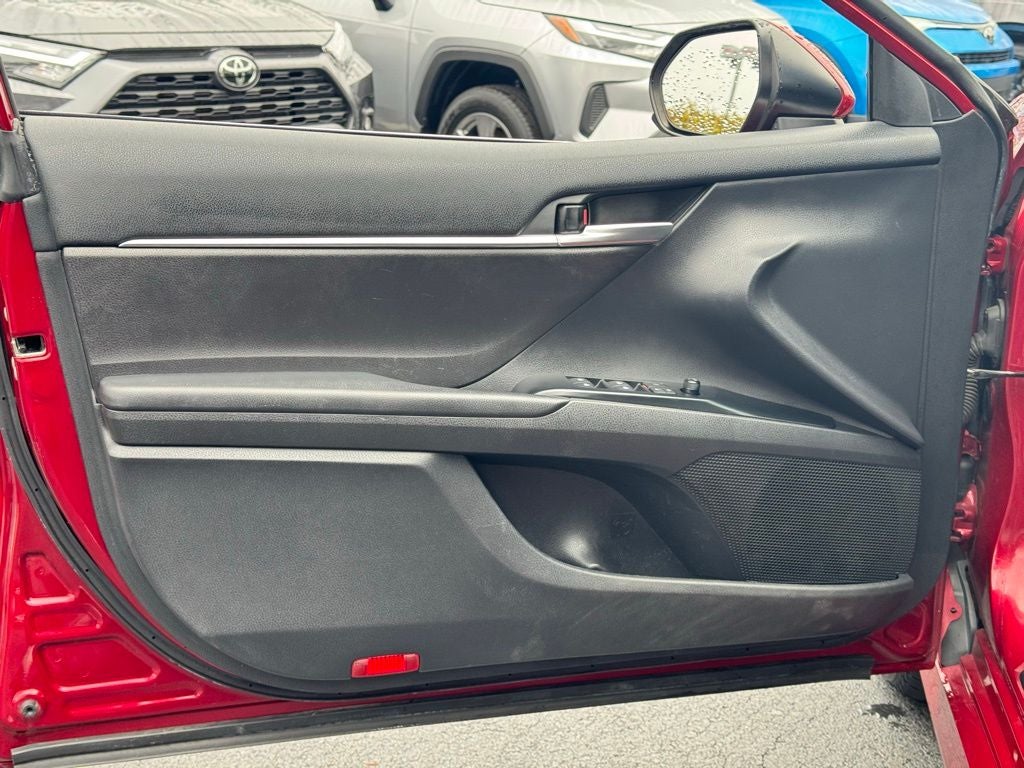 2020 Toyota Camry Hybrid LE