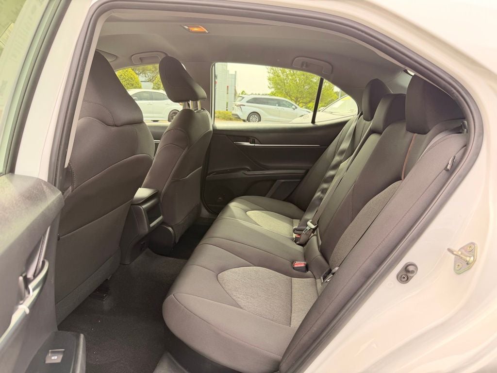 2020 Toyota Camry Hybrid LE