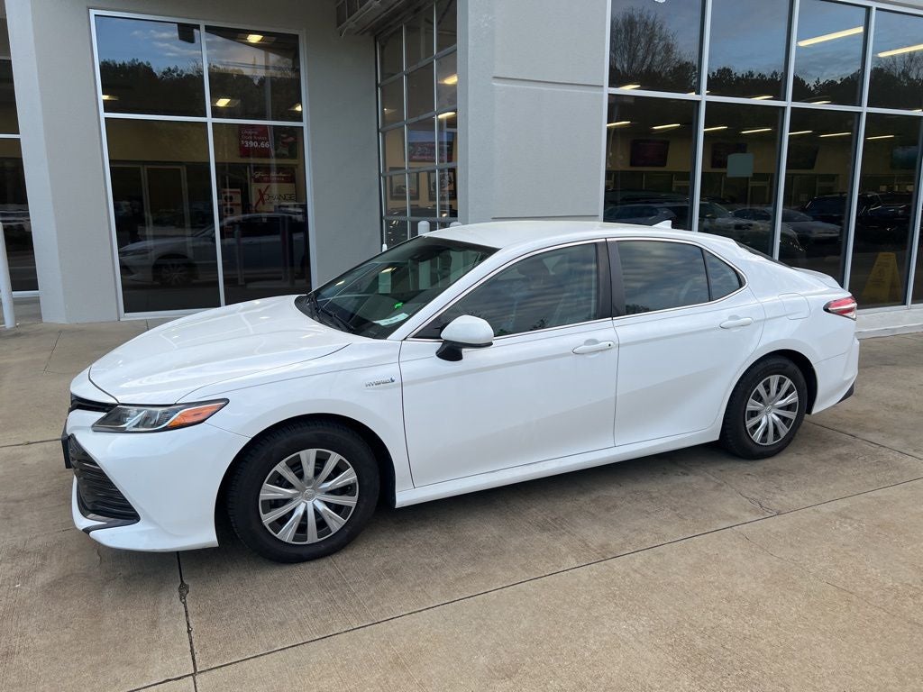 2020 Toyota Camry Hybrid LE