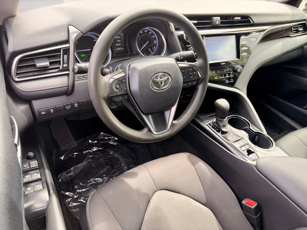 2020 Toyota Camry Hybrid LE