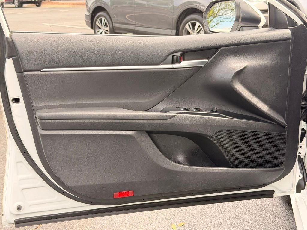 2020 Toyota Camry Hybrid LE