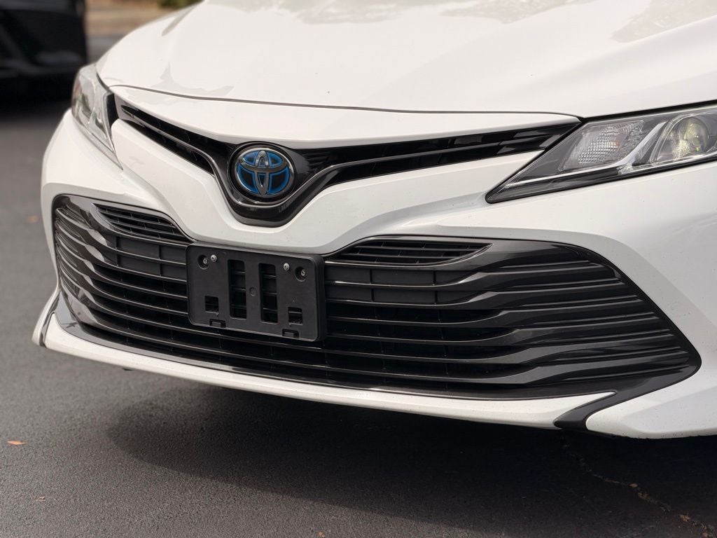 2020 Toyota Camry Hybrid LE