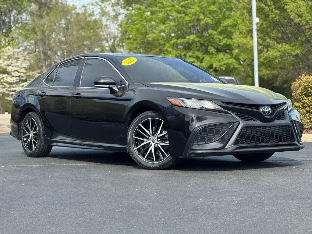 2022 Toyota Camry SE