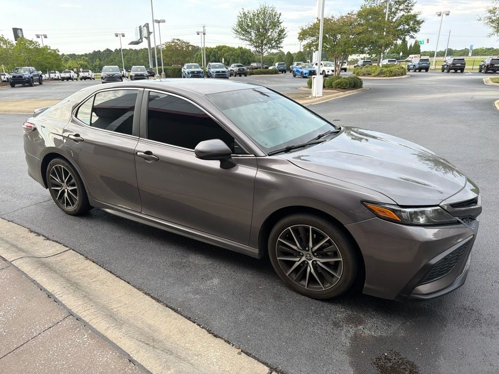 2021 Toyota Camry SE