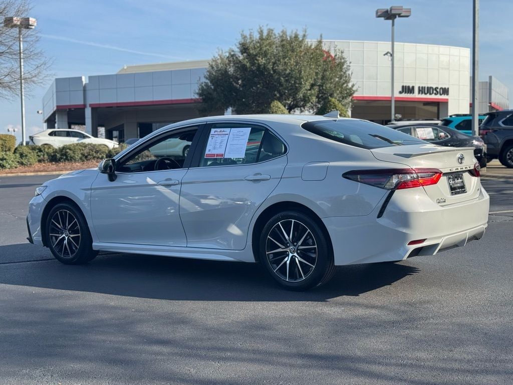 2024 Toyota Camry SE