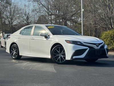 2024 Toyota Camry SE
