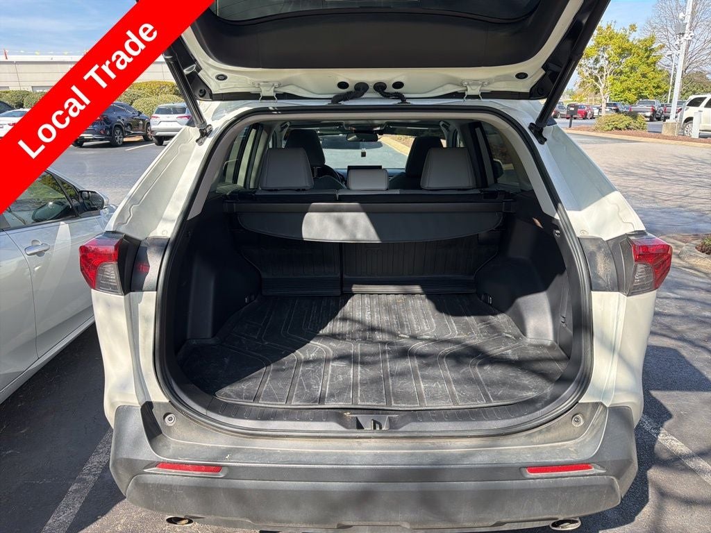 2021 Toyota RAV4 Hybrid XLE Premium