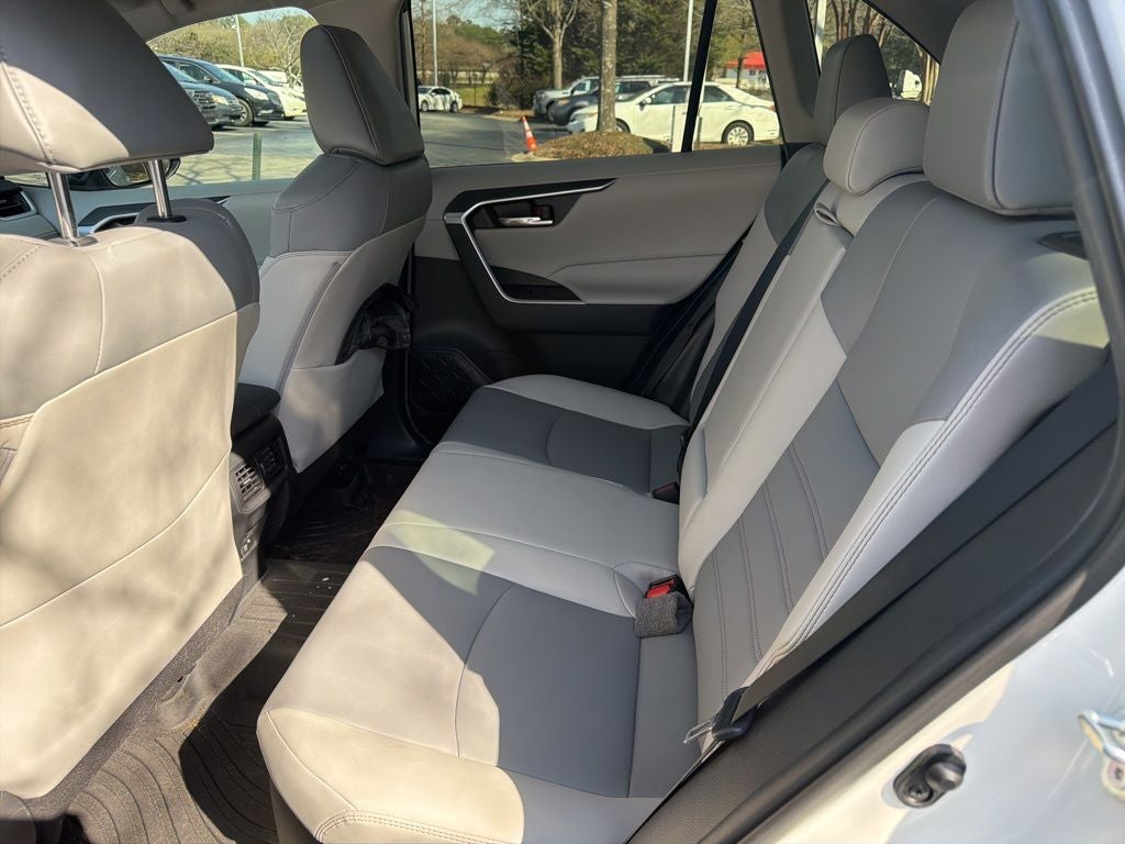 2021 Toyota RAV4 Hybrid XLE Premium