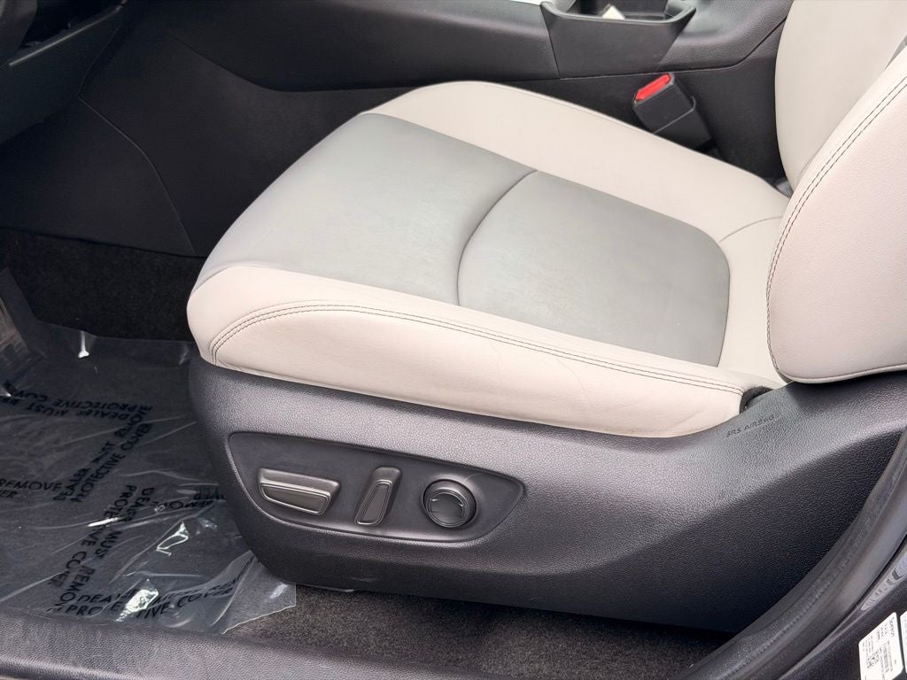 2021 Toyota RAV4 Hybrid XLE Premium