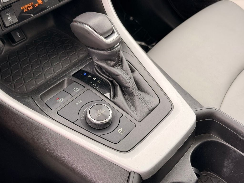 2021 Toyota RAV4 Hybrid XLE Premium