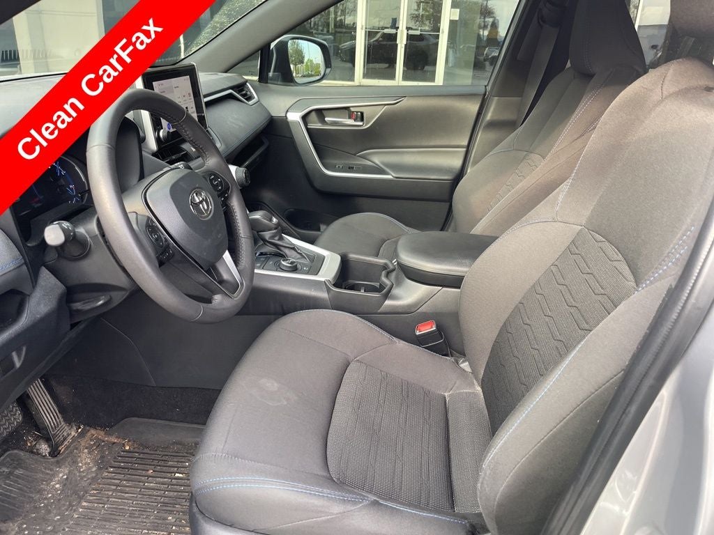 2023 Toyota RAV4 Hybrid SE