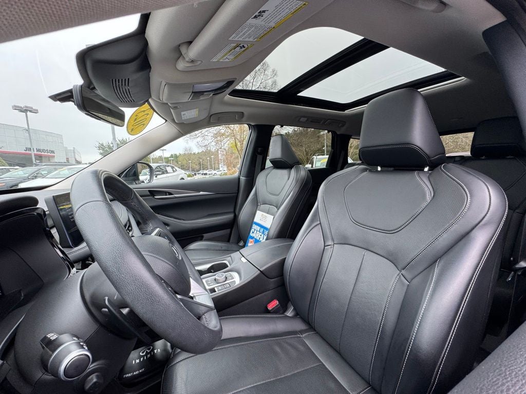 2023 INFINITI QX60 LUXE