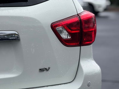 2017 Nissan Pathfinder SV