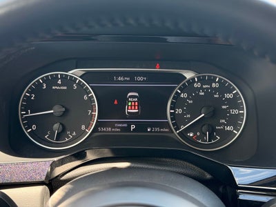 2024 Nissan Pathfinder SV