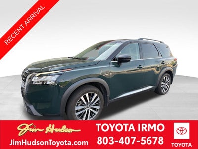 2022 Nissan Pathfinder Platinum