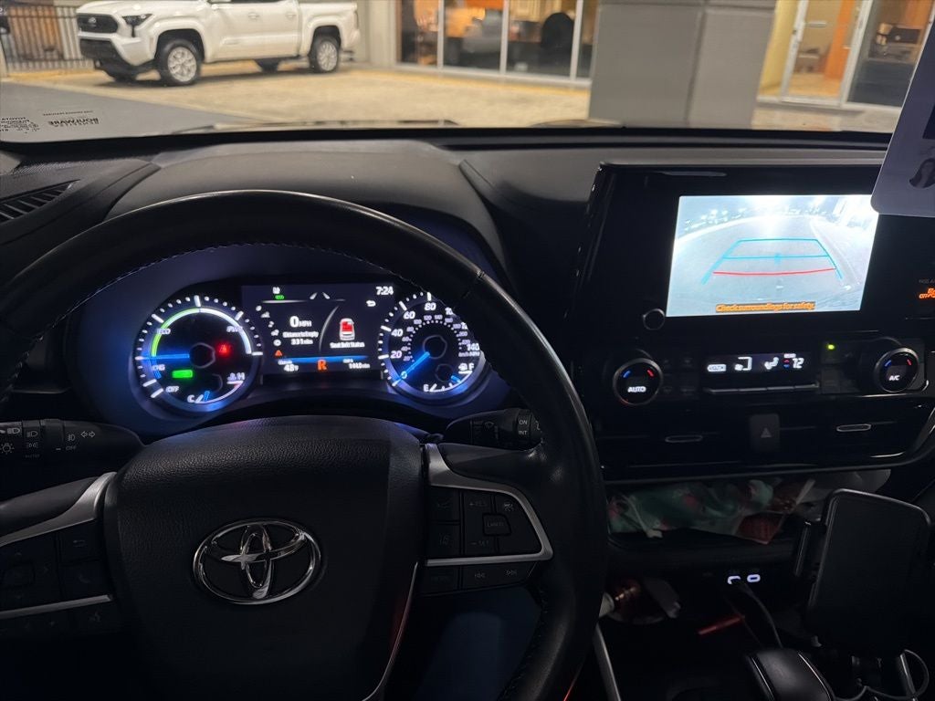 2023 Toyota Highlander Hybrid LE