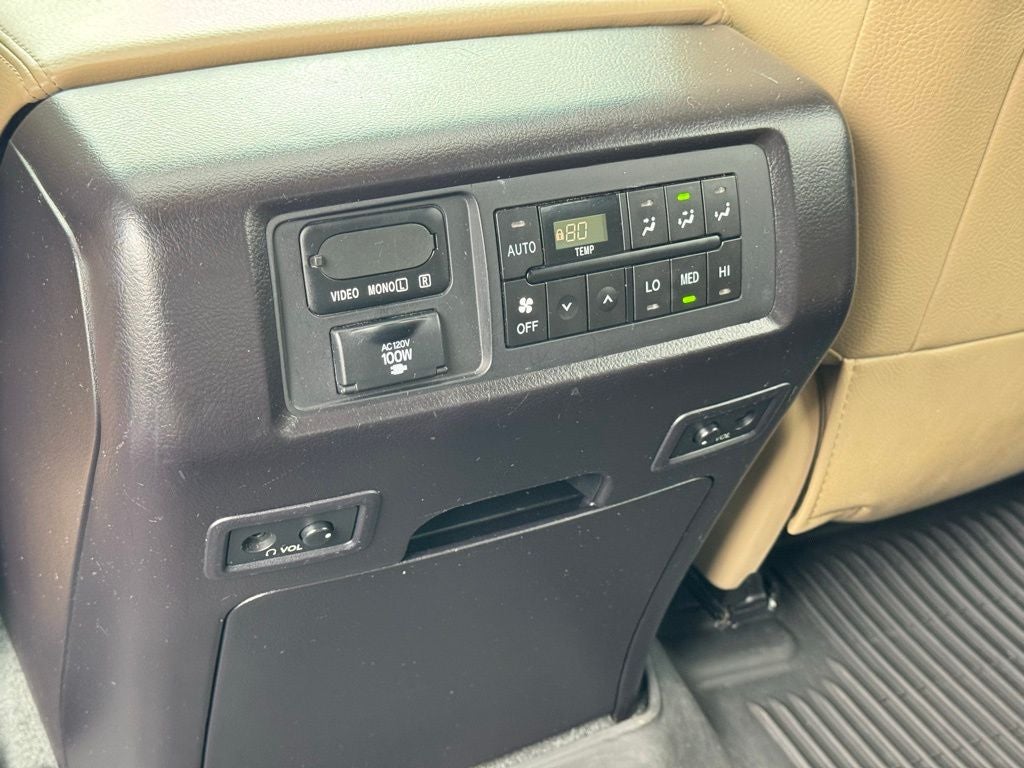 2017 Toyota Sequoia Platinum