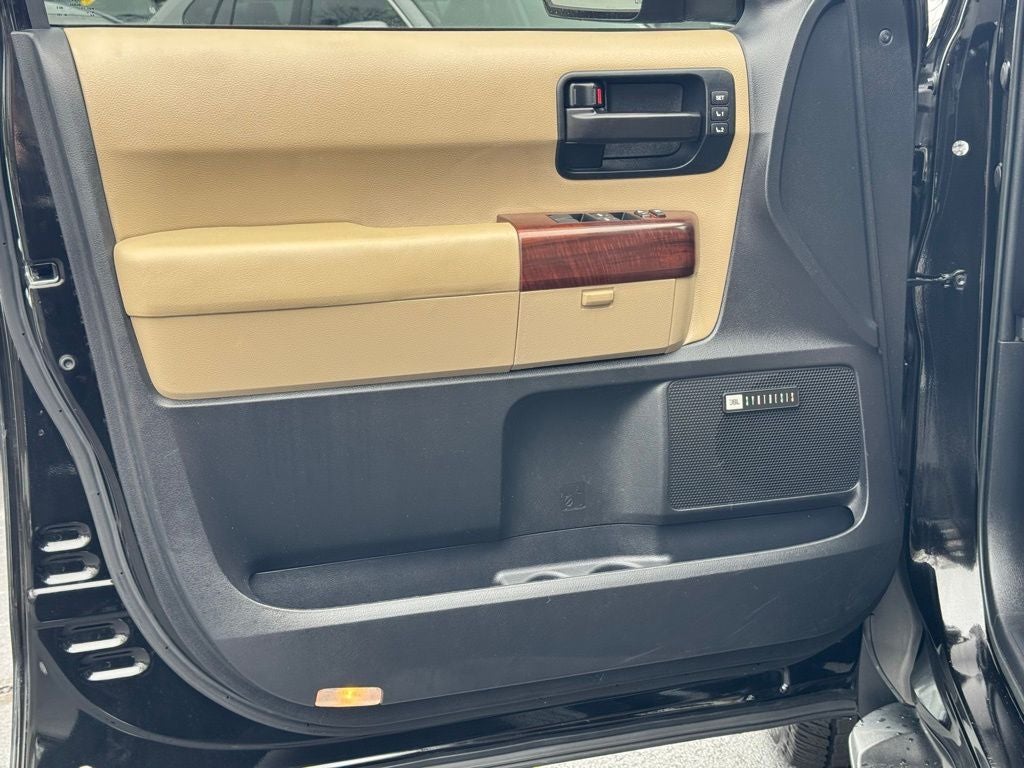 2017 Toyota Sequoia Platinum