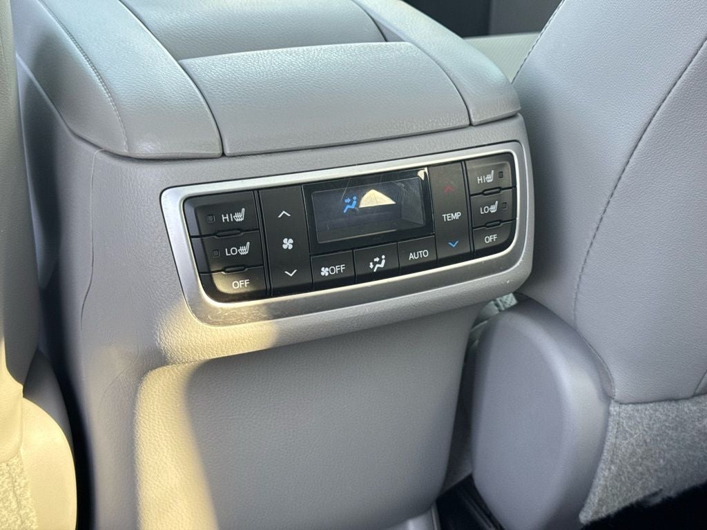 2017 Toyota Highlander Limited Platinum