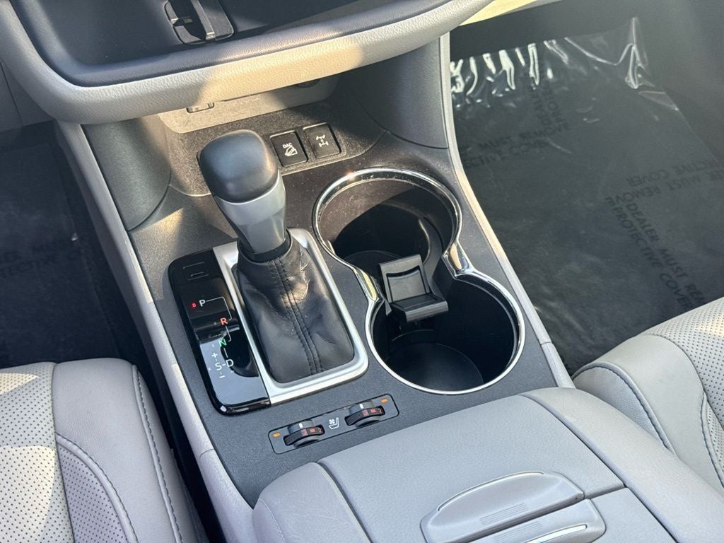 2017 Toyota Highlander Limited Platinum