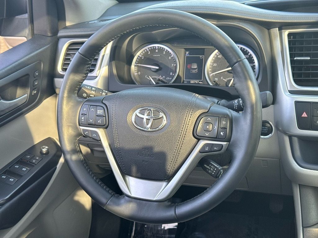 2017 Toyota Highlander Limited Platinum