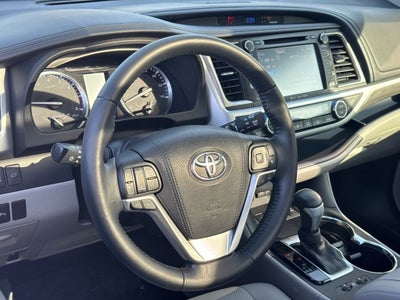 2017 Toyota Highlander Limited Platinum