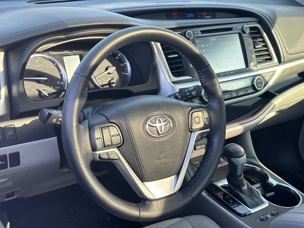 2017 Toyota Highlander Limited Platinum