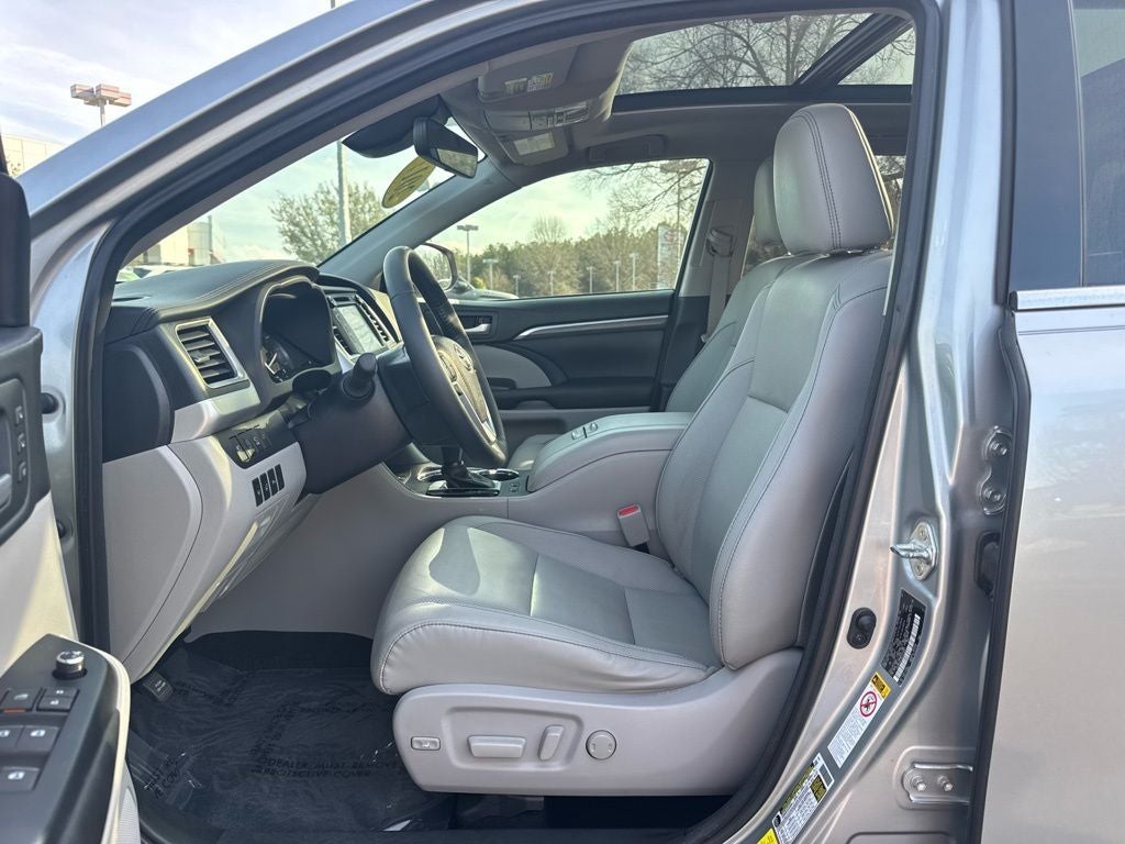 2017 Toyota Highlander Limited Platinum