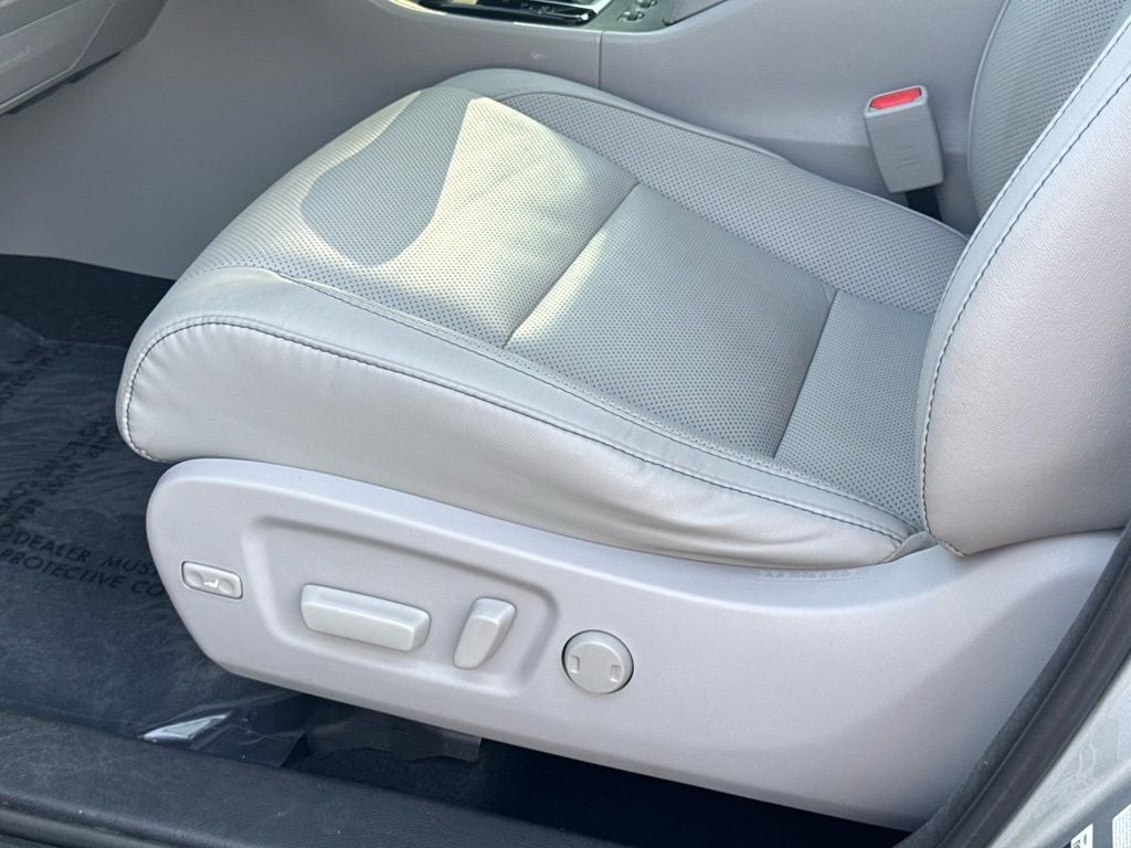 2017 Toyota Highlander Limited Platinum