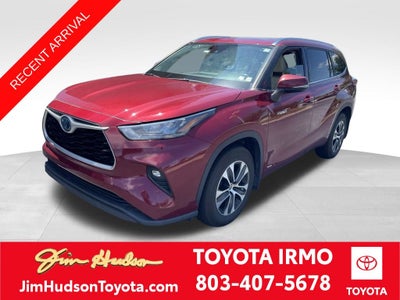 2020 Toyota Highlander Hybrid XLE