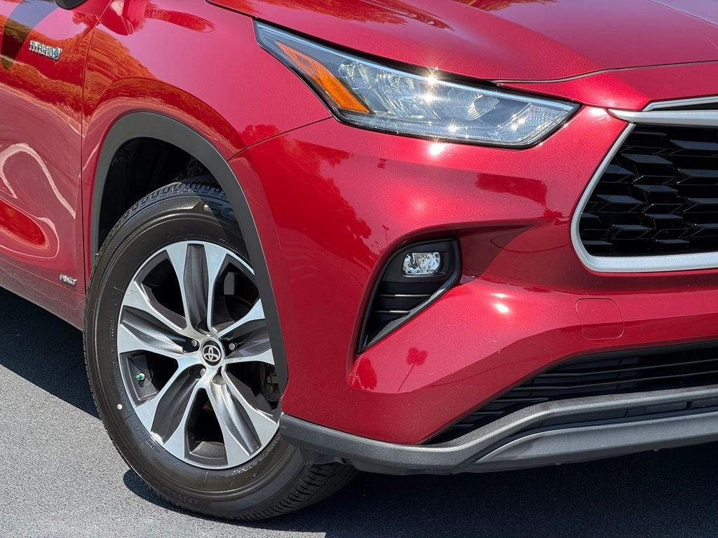 2020 Toyota Highlander Hybrid XLE