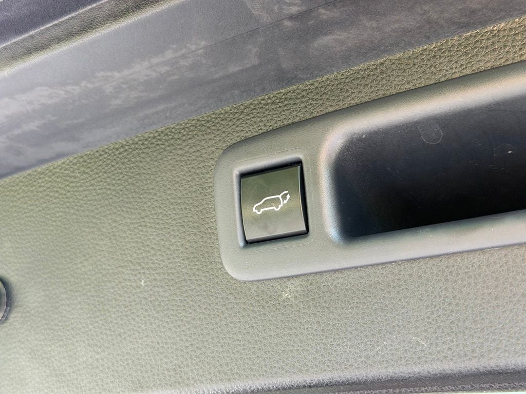 2020 Toyota Highlander Hybrid XLE