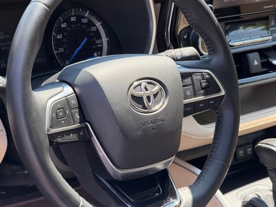 2020 Toyota Highlander Hybrid XLE